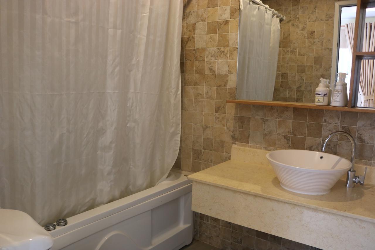 Merin City Suites Ho Chi Minh City Bagian luar foto